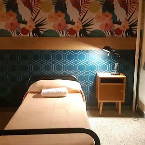 Dormitory Room Mixed